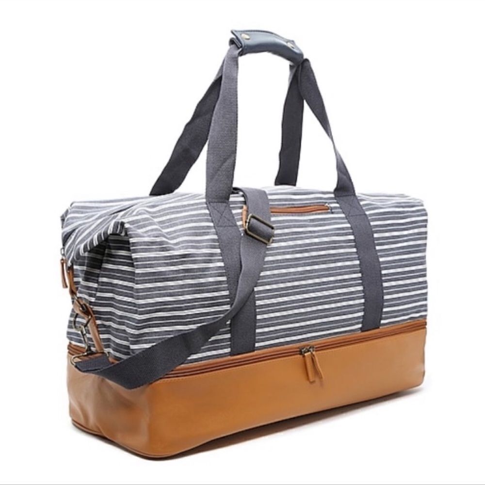 🎉1 hr sale🎉Travel bag